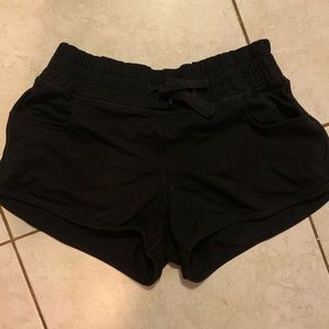 LORNA JANE active shorts size small